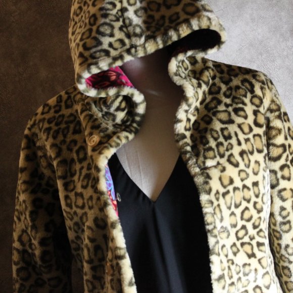 Girls coat - Picture 4 of 7